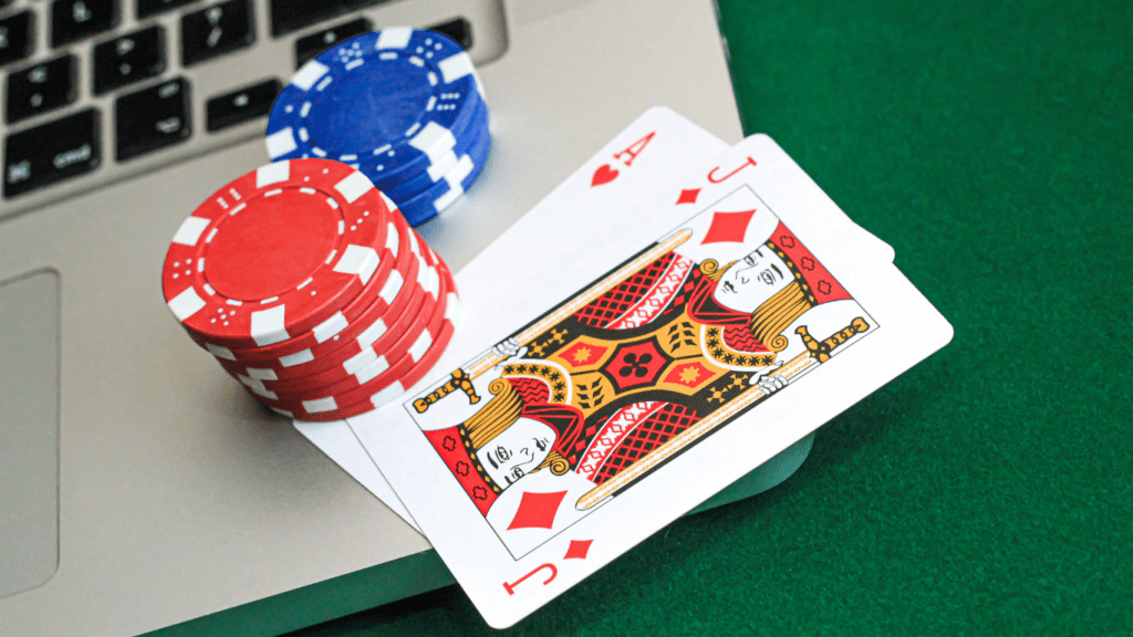 Level Up Your Poker Game Top Gadgets for Strategic Play and Fair Gaming